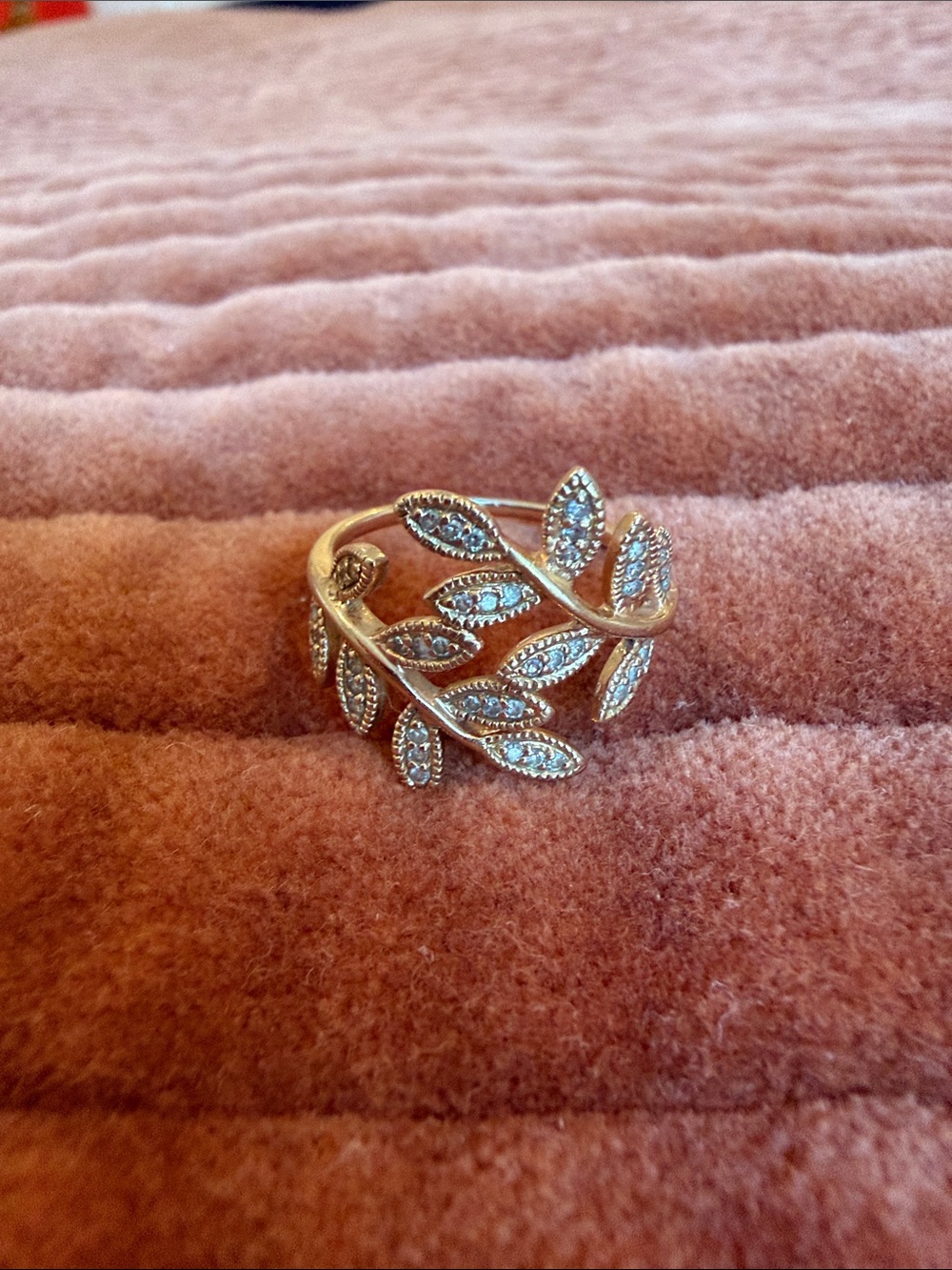 JACQUIE AICHE 14K Pave Diamond Wrap Leaf Ring